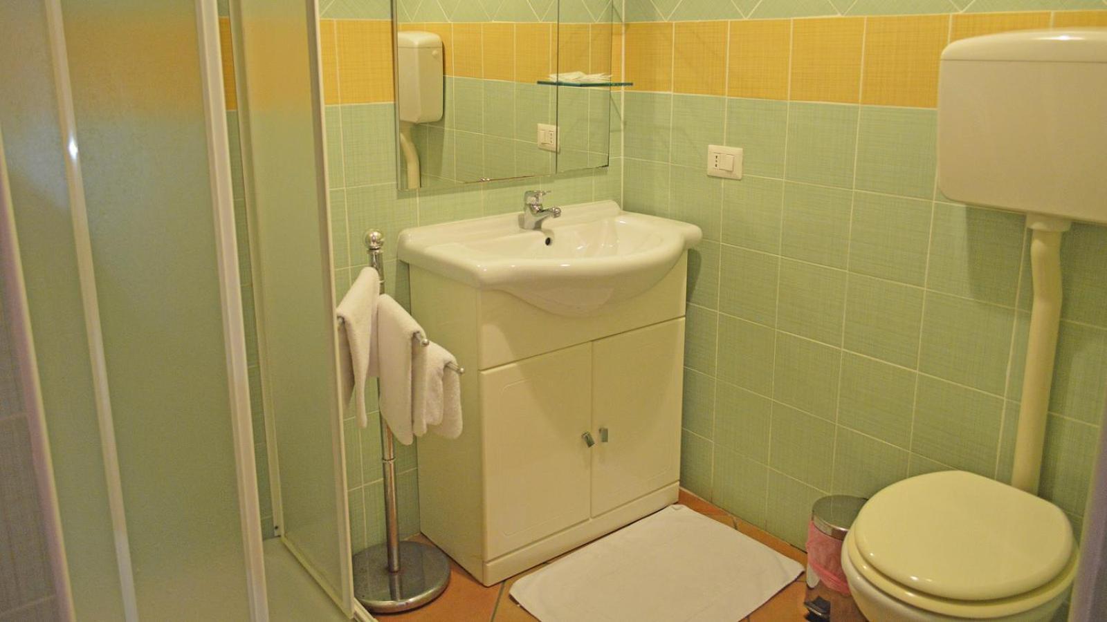 Splash'S Rooms Spadafora Εξωτερικό φωτογραφία