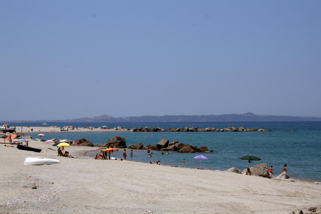 Splash'S Rooms Spadafora Εξωτερικό φωτογραφία